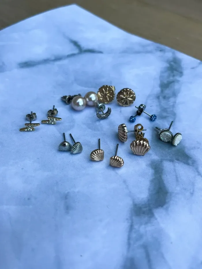 Lot vrac boucles d’oreilles toutes marques doré argenté fantaisie coquillage perle - photo numéro 2