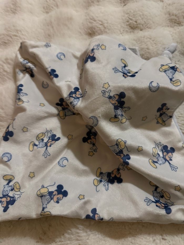 Doudou Mickey Disney - photo numéro 5