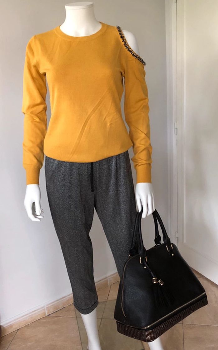 Pull avec strass - photo numéro 3