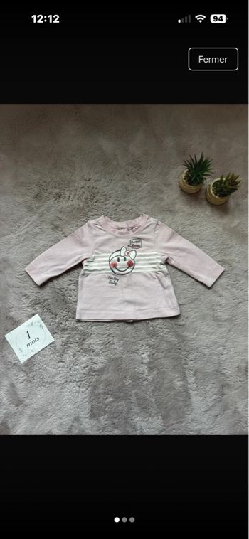 Pull bébé rose 1 mois – ouverture dos complète, motif adorable 💗