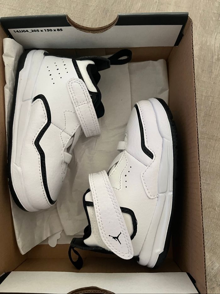 Basket Jordan bébé