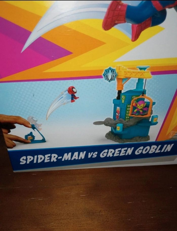 Coffret spiderman contre le bouffon vert - photo numéro 2