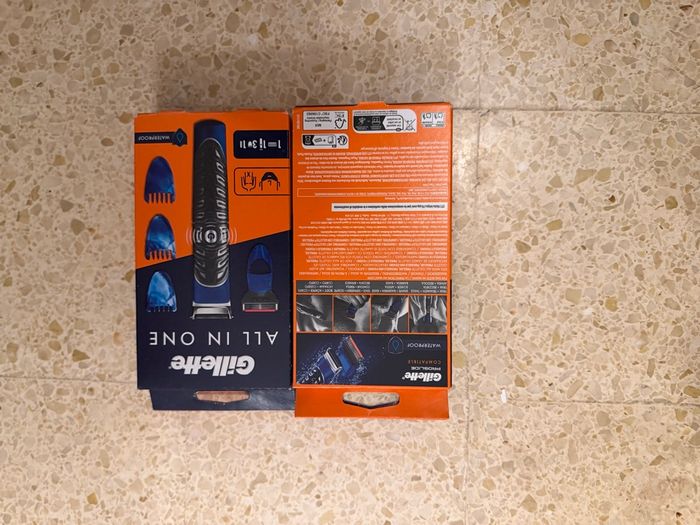 2 tondeuses GILETTE Neuf - photo numéro 3