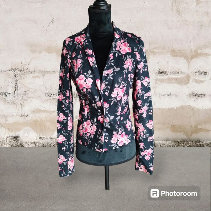 Très jolie veste femme T 36 Jennifer