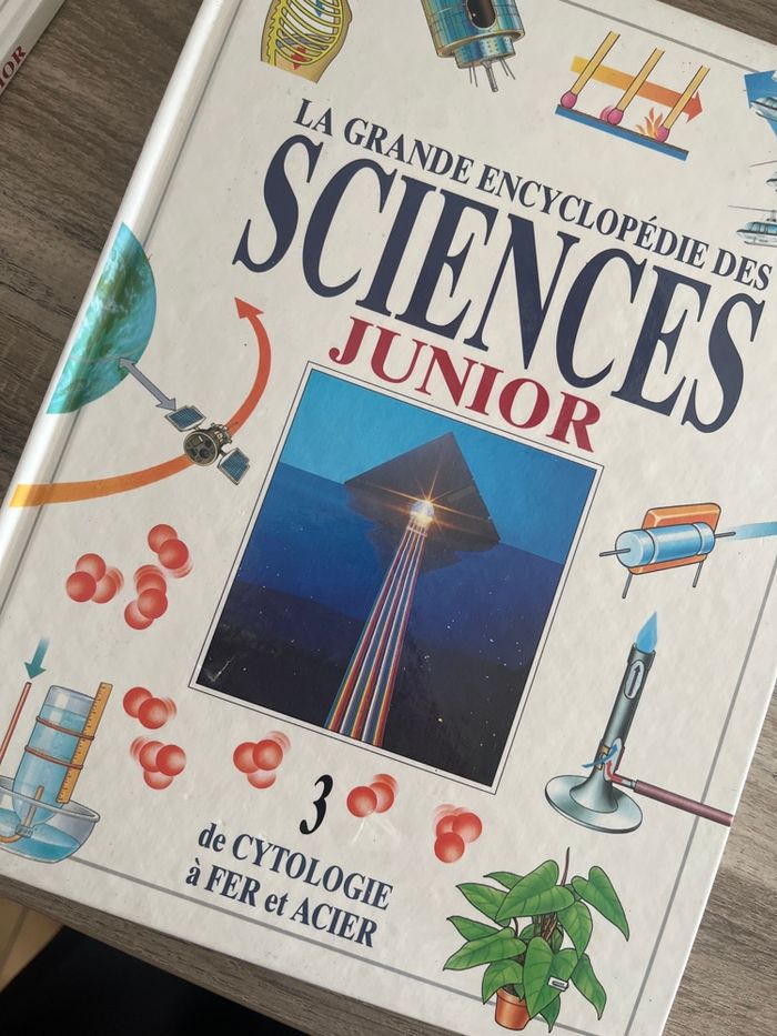 Lot de livres « la grande encyclopédie des sciences - Junior » - photo numéro 4