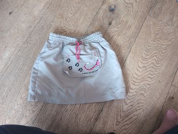 Jupe mi saison kaki 3 ans