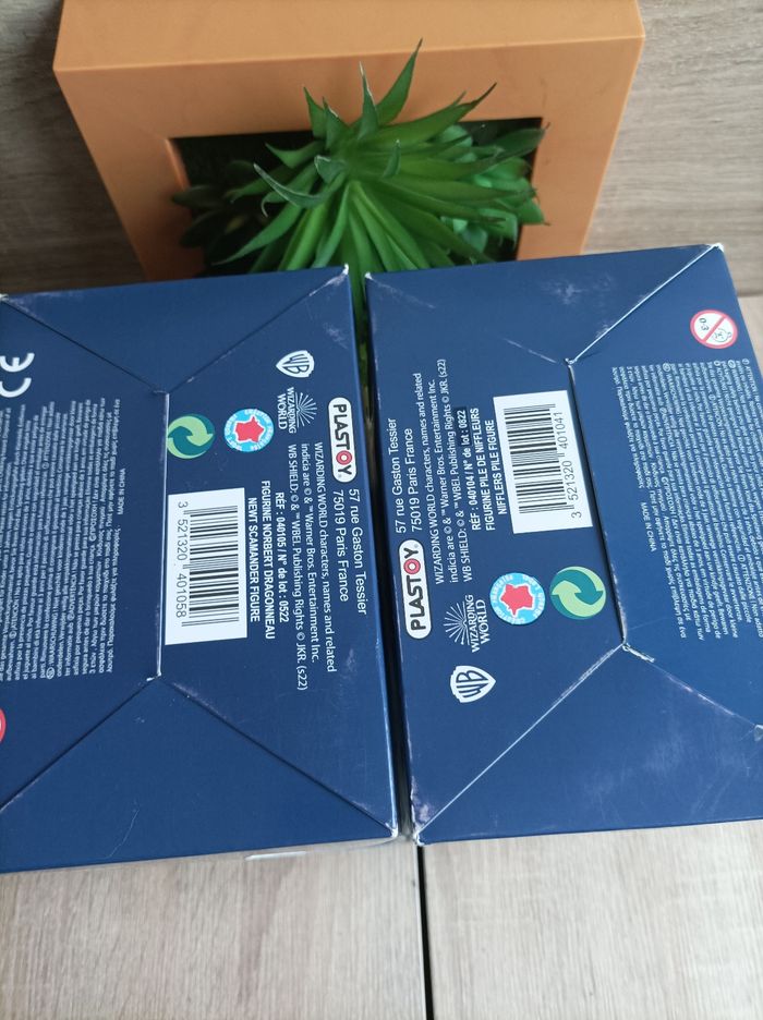 Lot 2 figurines Norbert Dragonneau et pile de niffleurs les animaux fantastiques - photo numéro 8