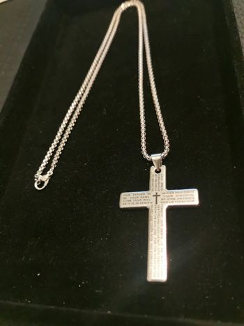 Collier et pendentif spirituel croix chrétienne
