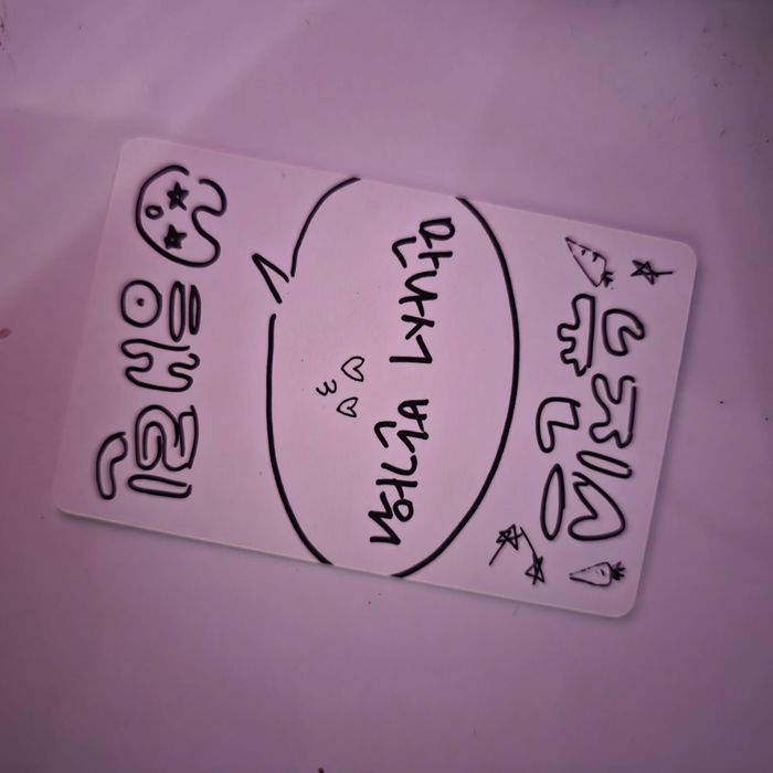 Photocard hearin newjeans - photo numéro 2