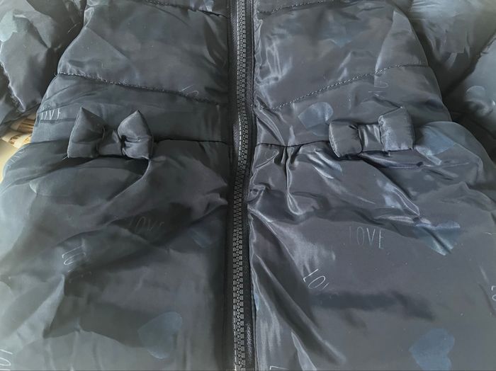 Manteau/Doudoune bleue Marine - motif cœur - 12 mois - photo numéro 3