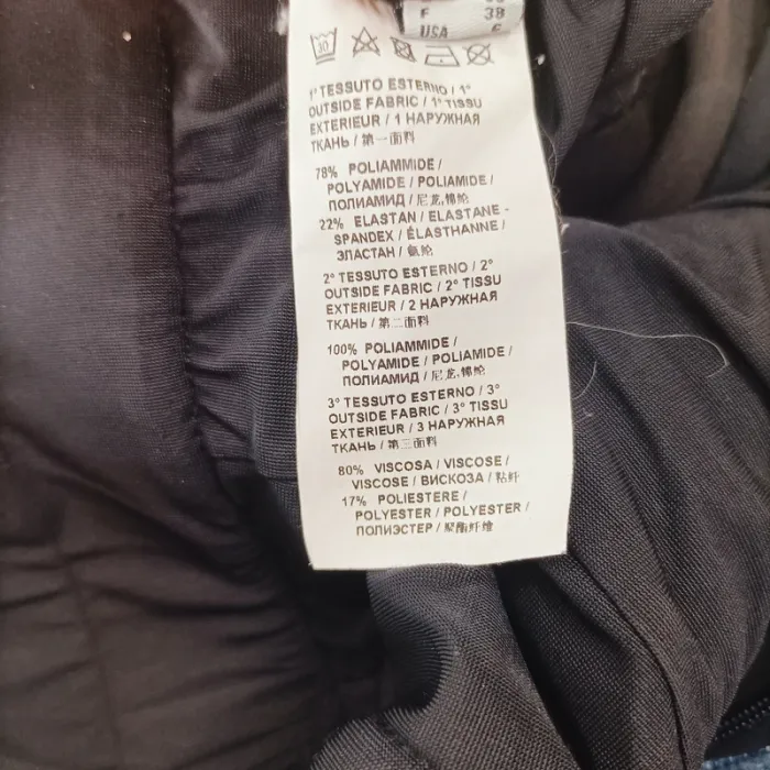 Robe courte cintrée bleu marine Pinko avec détail ceinture satinée A1143 - photo numéro 10