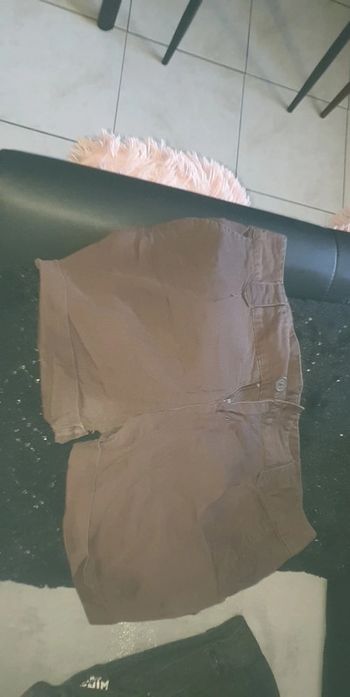 Short court été brun 40