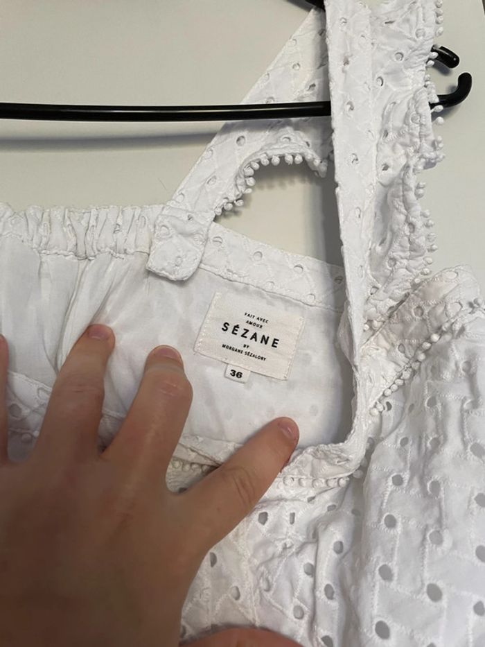 Robe broderie anglaise sezane - photo numéro 2