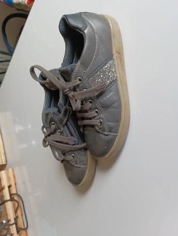 Chaussures basket fille Geox pointure 32