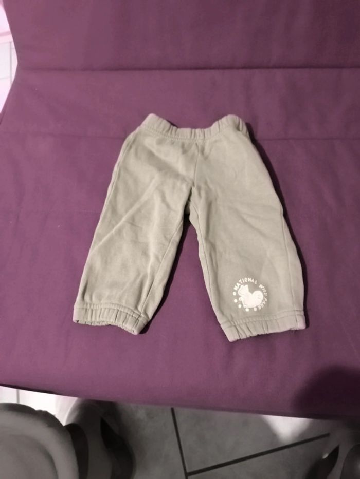Pantalon survêtement 6 mois