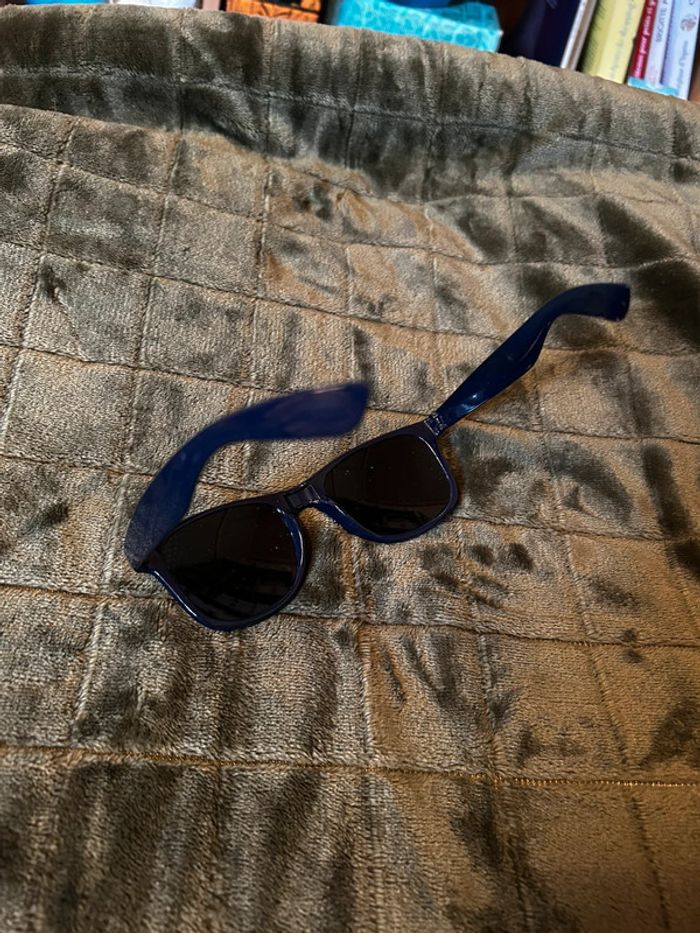 Lunettes de soleil bleu blanc rouge 🇫🇷 - photo numéro 3