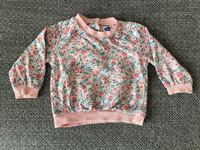 Joli sweat fille
