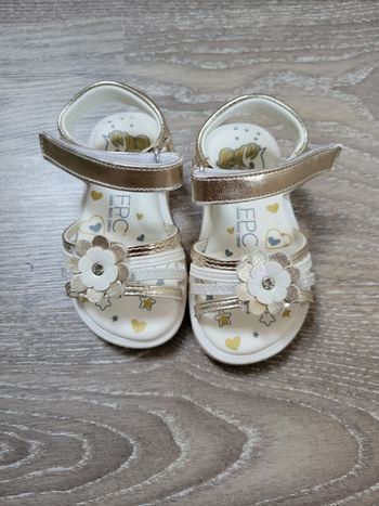 Claquette bébé fille