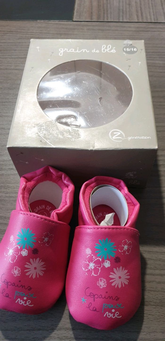 Chaussons taille 15/16 (3/6mois)