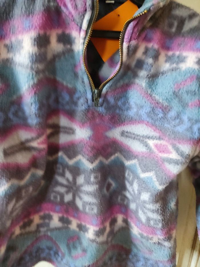 Pull polaire imprimé bleu gris violine 5 ans - photo numéro 2