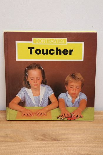 Contrastes-toucher