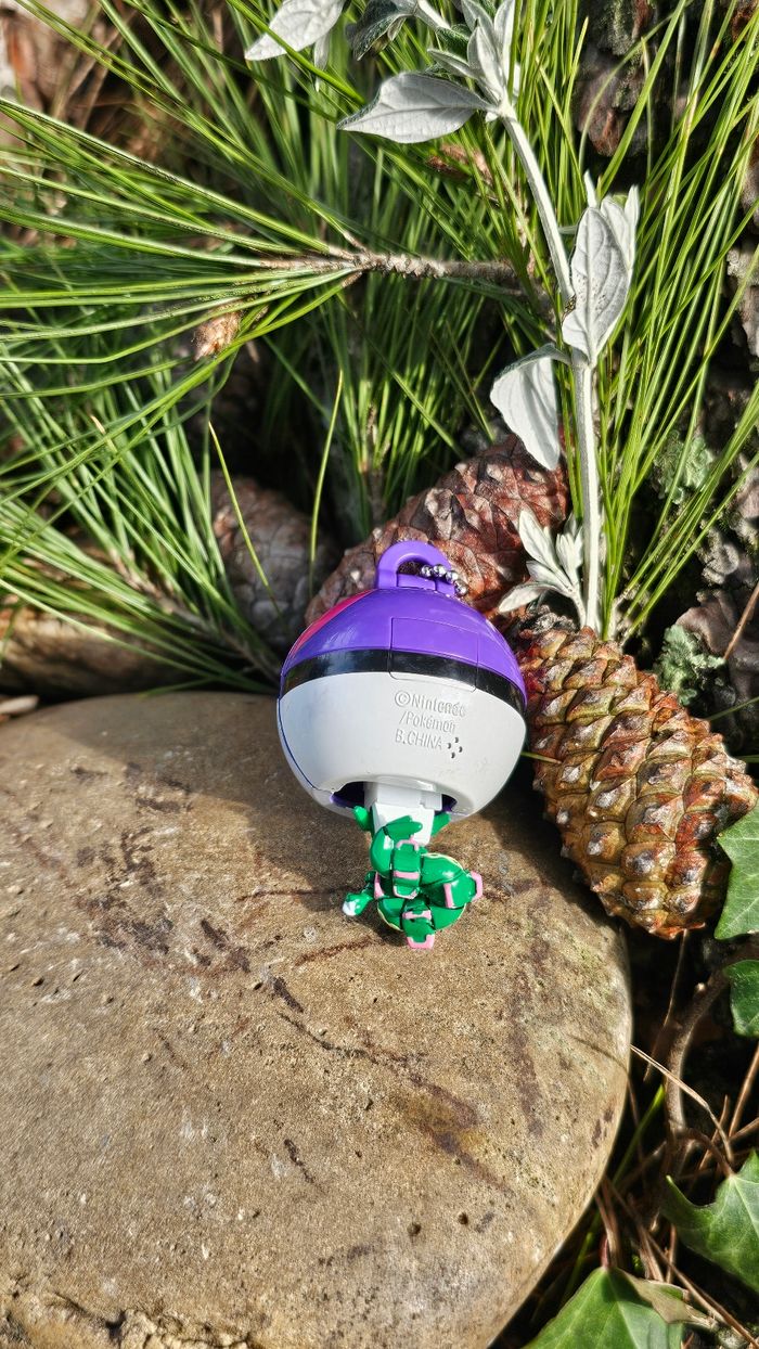 Super figurine Pokemon Nintendo porte clé import japon rayquaza - photo numéro 3