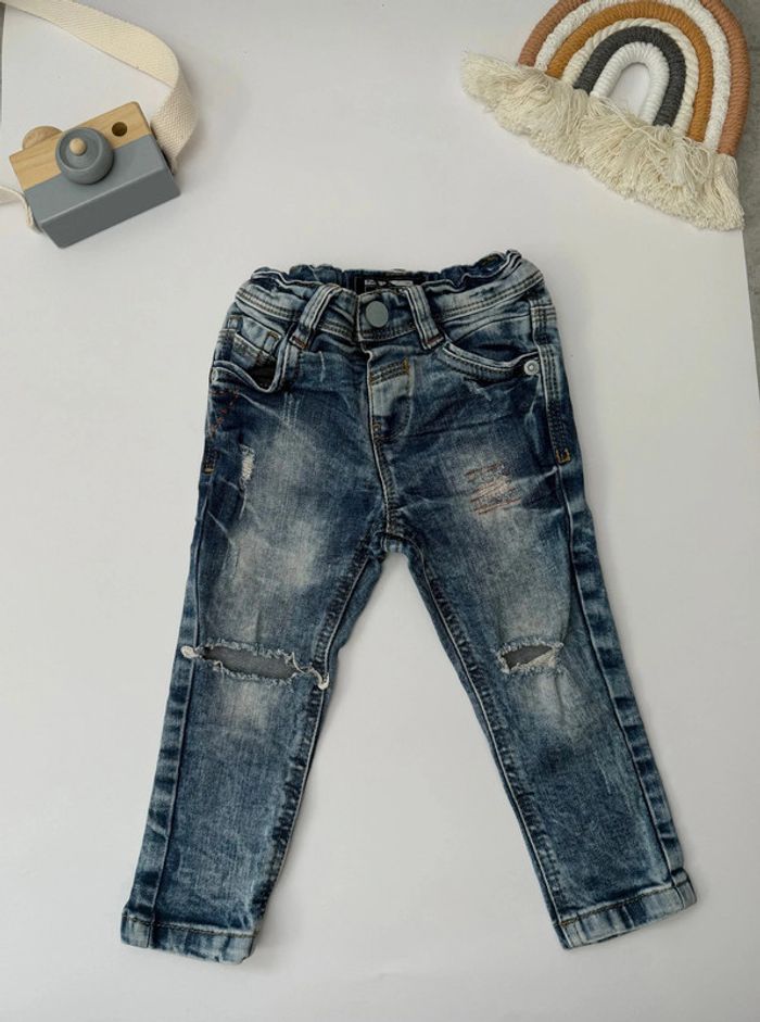 Jeans Next Baby à trous garçon taille 9-12 mois