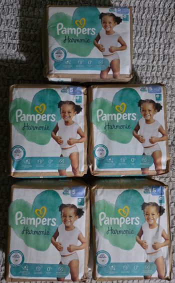 Couches Pampers Harmonie taille 5x5