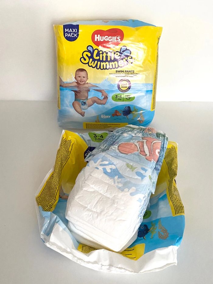 Maxi pack 20 couches piscine Huggies Taille 3-4 / 7-15kg NEUF et 6 offertes