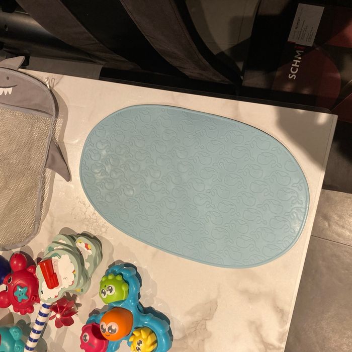 Baignoire pliante Twistshake et accessoires - photo numéro 4