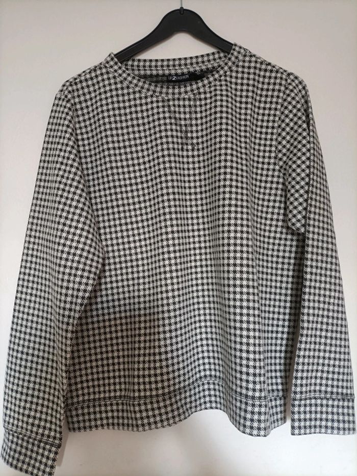 Pull damier noir et blanc – Taille M