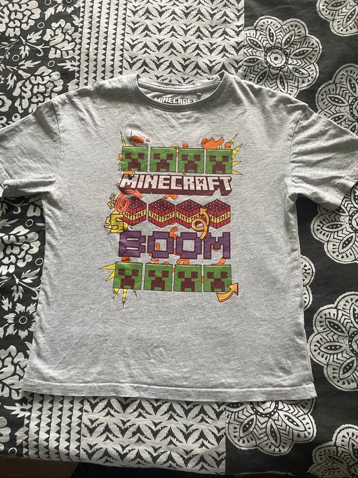 Teeshirt taille 12 ans