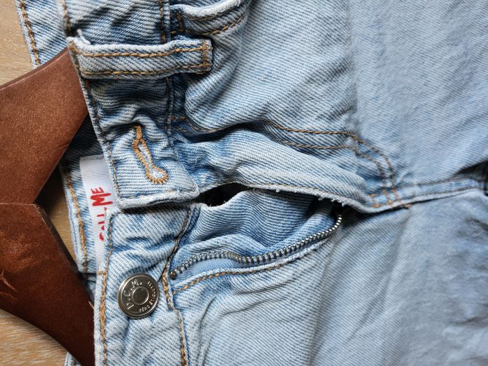 jeans bleu clair - photo numéro 2
