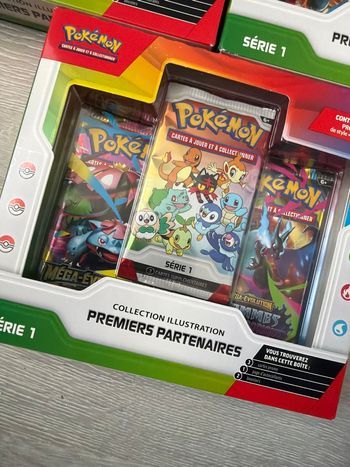 Coffret Pokémon premiers partenaires 