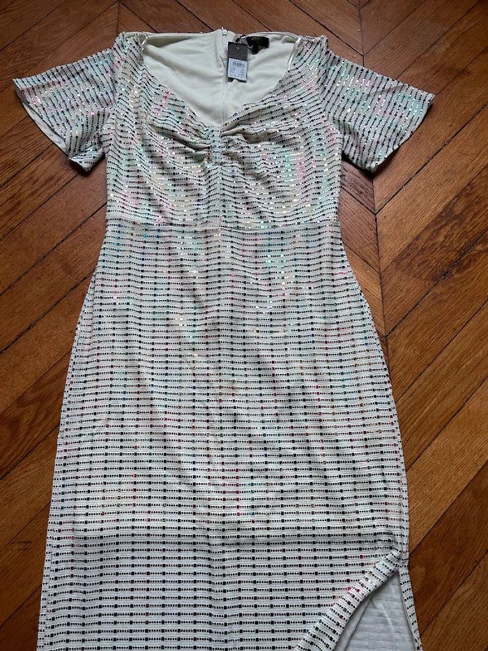Neuf: sublime robe blanche ultra élégante, taille 40/42/44 - photo numéro 6