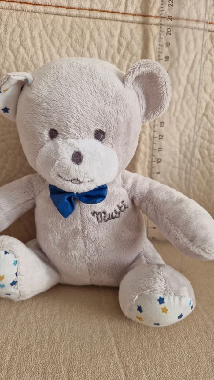 Ourson avec noeud et etoiles bleus musti - photo numéro 3