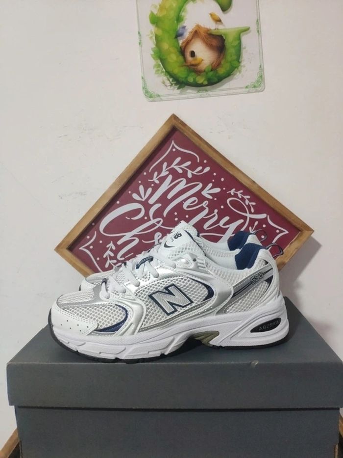 Neuves New balance Taille 43