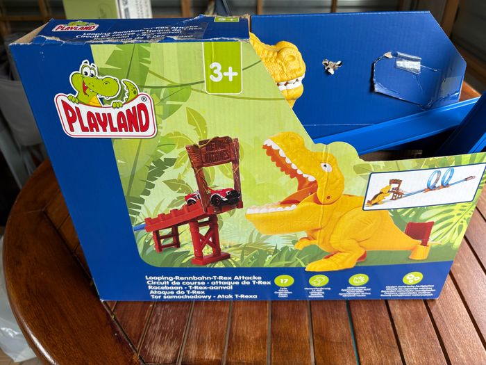 Circuit dinosaure sans voiture - photo numéro 2