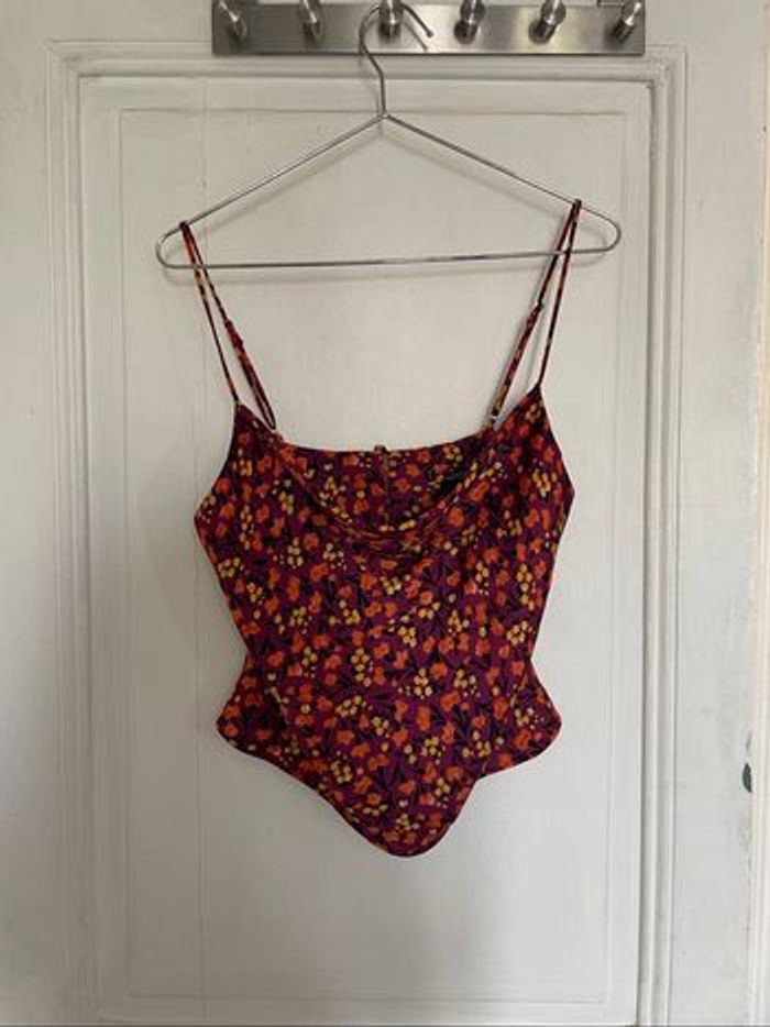 Débardeur//top fleuri orange jaune et violet Zara - photo numéro 3