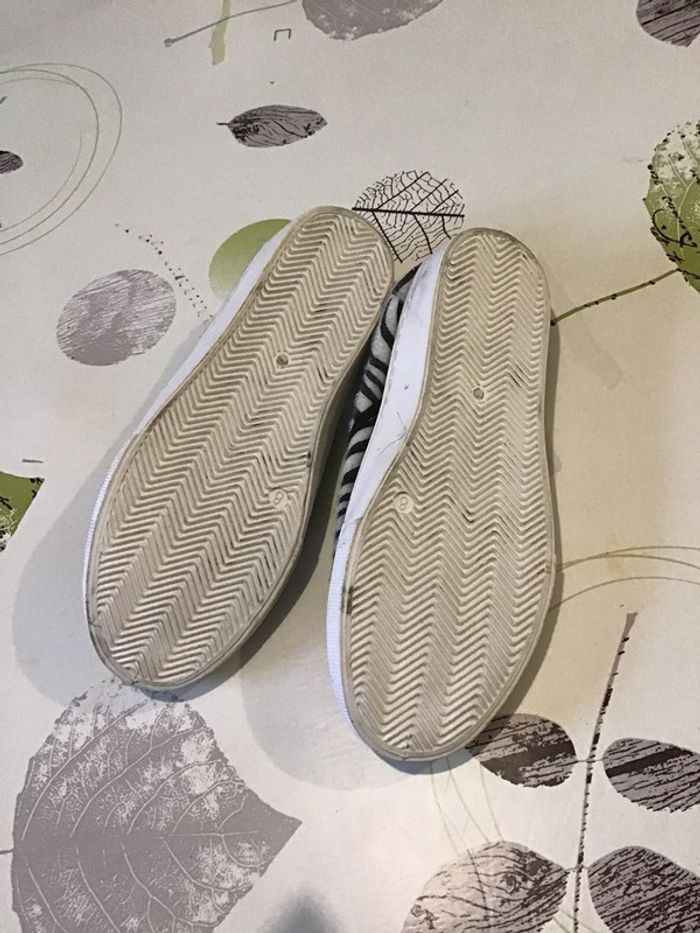 Chaussure détente zébrée noir et blanche taille 38 - photo numéro 3