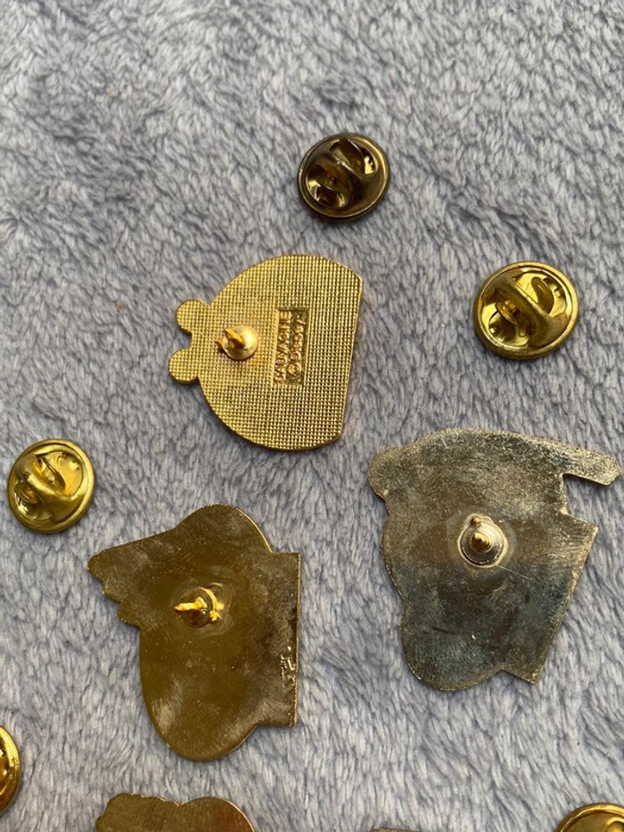 Lot de 10 pin’s broche euro Disney Buitoni, kitkat, nuts, philips, lion, kodak et vittel - photo numéro 14