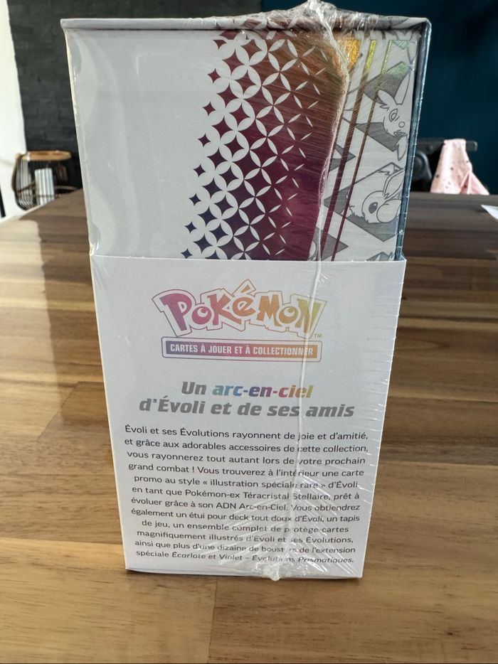 Pokémon Coffret Super Premium UPC EV08.5 Évolutions Prismatiques. - photo numéro 5