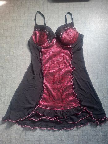 Nuisette Sexy rouge et noire