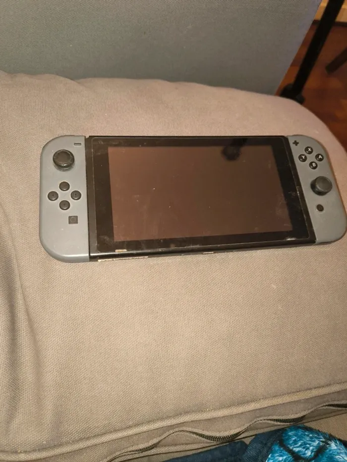 Nintendo Switch v1