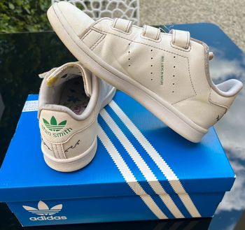 Baskets Stan smith pointure 34