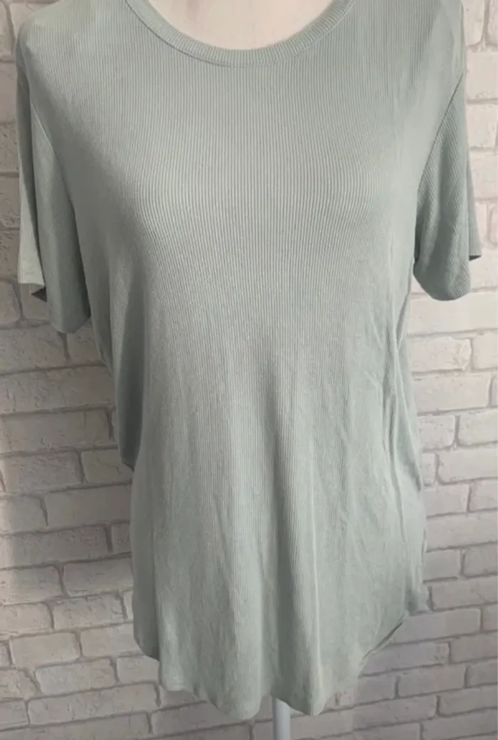 Pull C&A taille 36/S