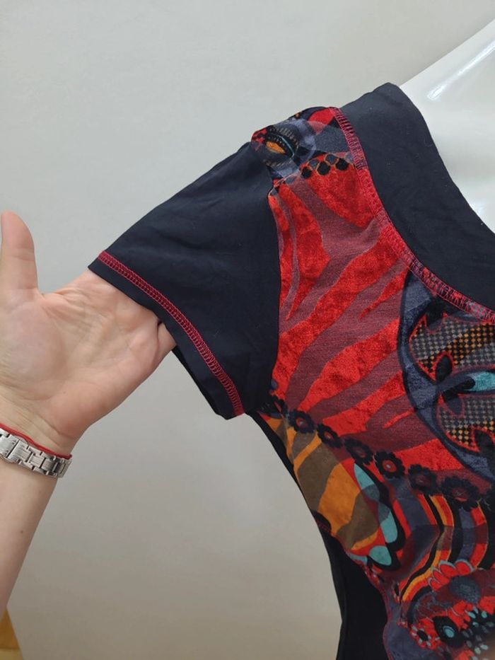 T shirt taille 4 - photo numéro 4