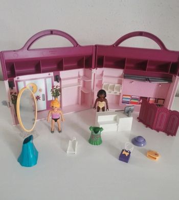 Playmobil 6862 magasin transportable avec personnage accessoire robe miroir caisse portant chapeau