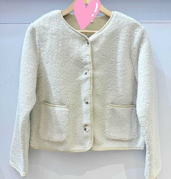 Veste beige en bouclette taille 46