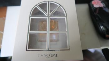 Miniature de parfum Lancôme La vie est belle